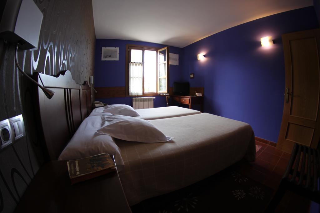 Hotel Rural Cuartamenteru Poo De Llanes Exterior foto